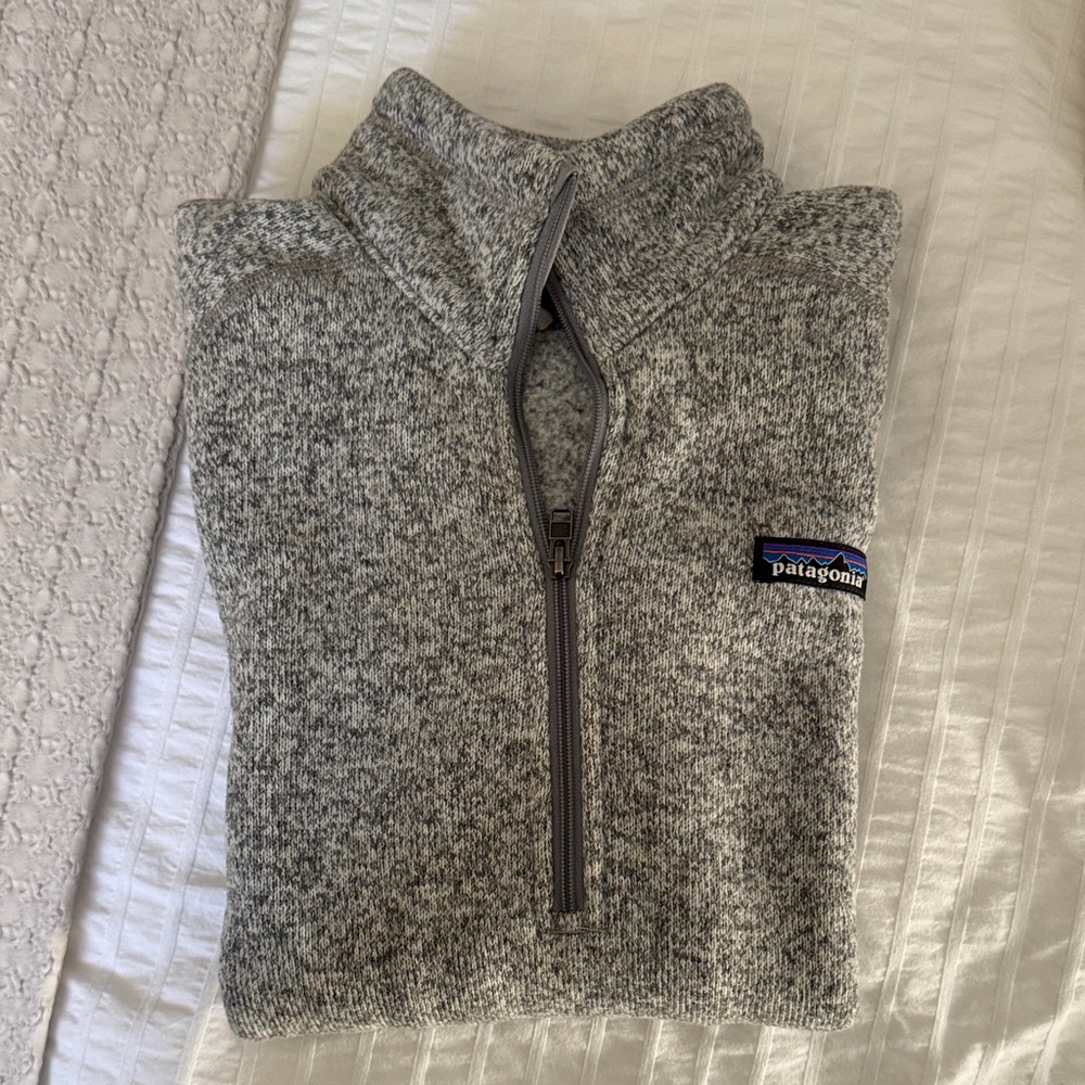 Patagonia Women’s Heathered Gray 1/4 Zip Better Sweater
